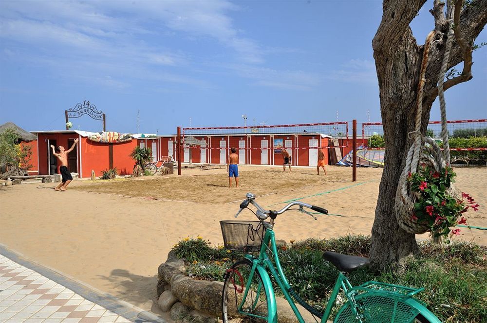 Hotel Capri Rimini Exterior photo